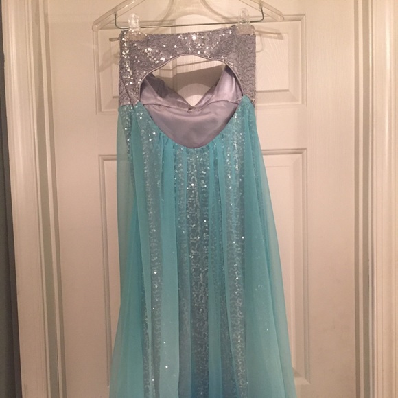 Sky Blue Prom Dress - Picture 2 of 3