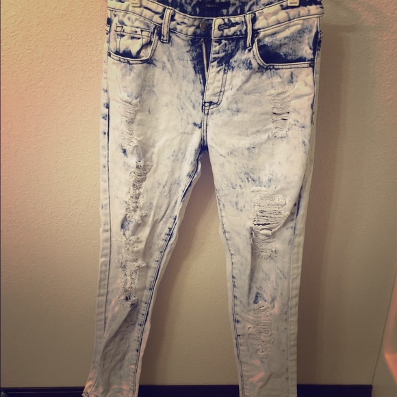 Washed boyfriend jeans