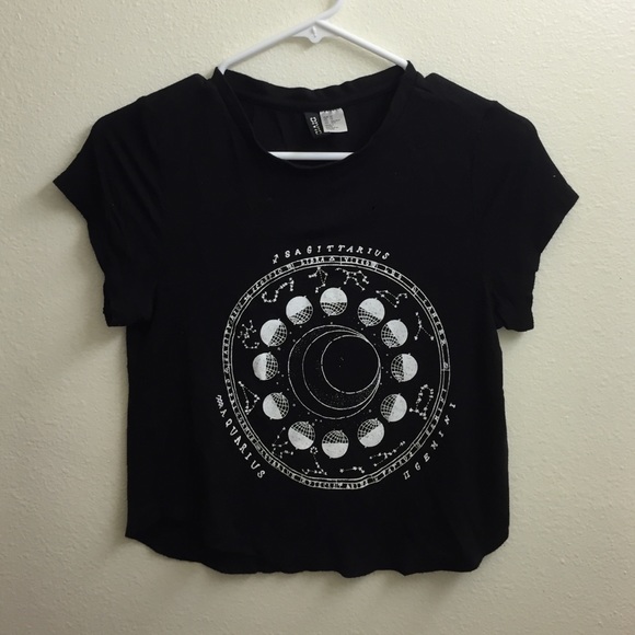 H&M Black astrology t shirt - Picture 1 of 3