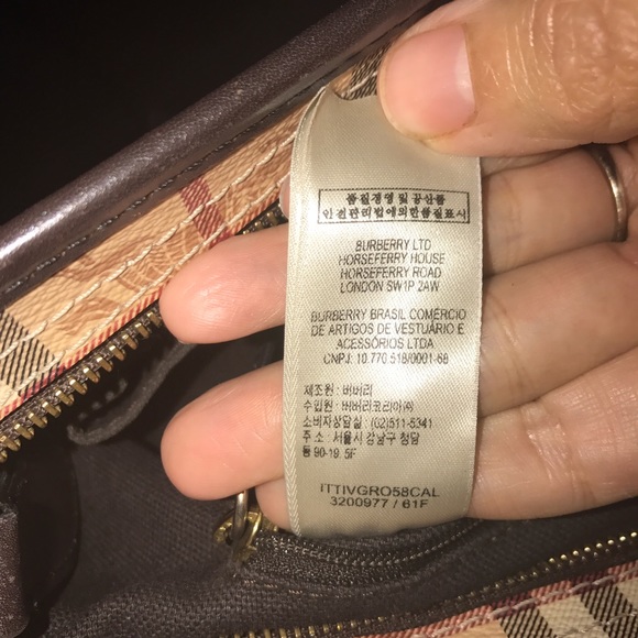 🔴SOLD🔴 Burberry Haymarket Check & Leather Tote - Picture 3 of 4