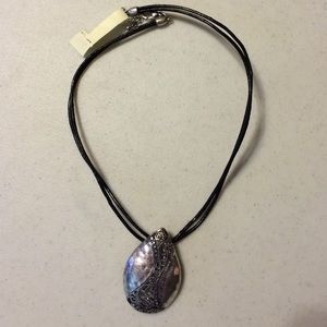 Leather necklace with metal removable pendant