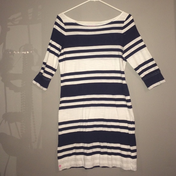 Lilly Pulitzer white/navy stripped T-shirt dress