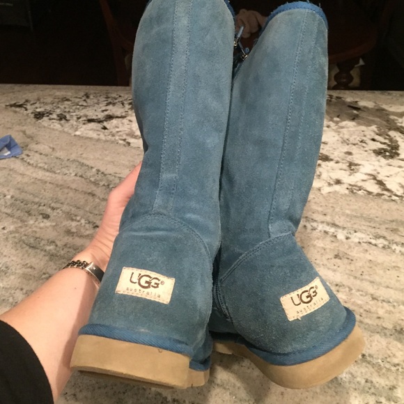 💋SOLD💋UGG TALL BOOTS - Picture 3 of 3