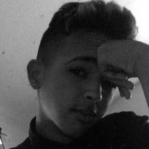 Meet your Posher, Yamil a.