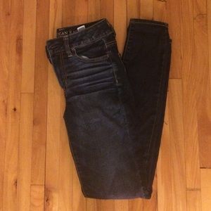 Dark wash American eagle jeans