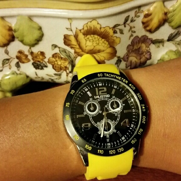 Watch - Picture 3 of 3