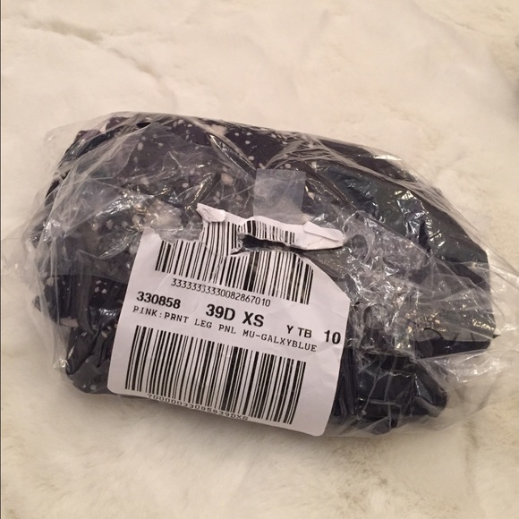 π₯SOLDπ₯RARE VS Pink Galaxy Leggings - Picture 4 of 4