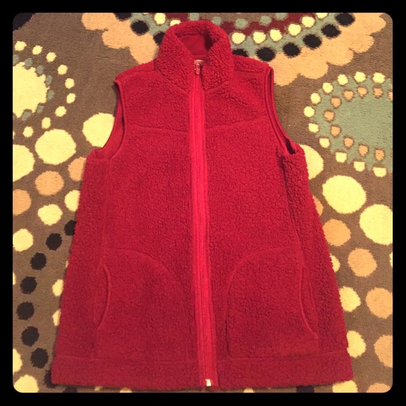 Reversible fleece vest