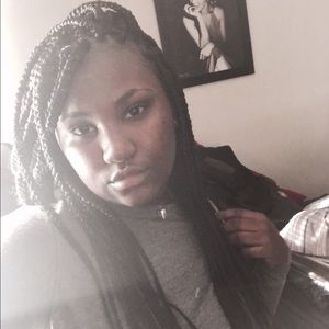 Meet your Posher, Brittany