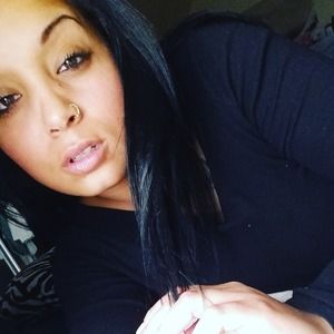 Meet your Posher, Anastarcia