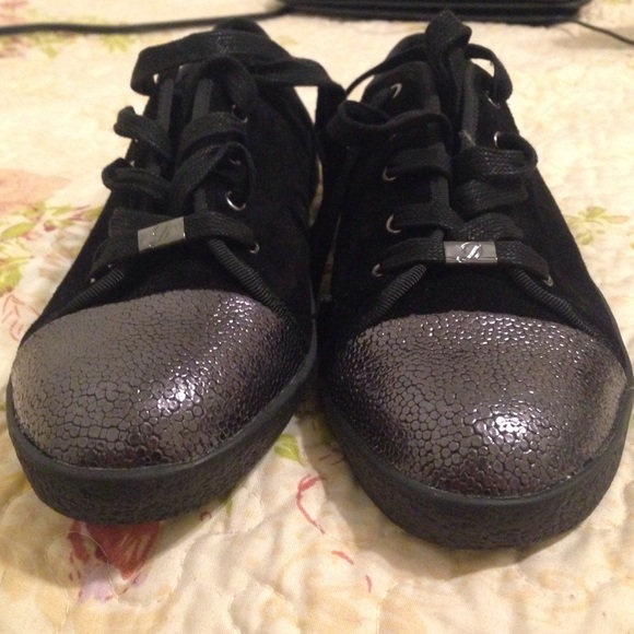 Perfect condition Delman sneakers