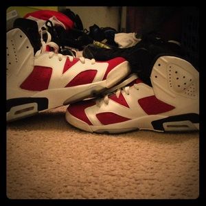 Carmine 6s