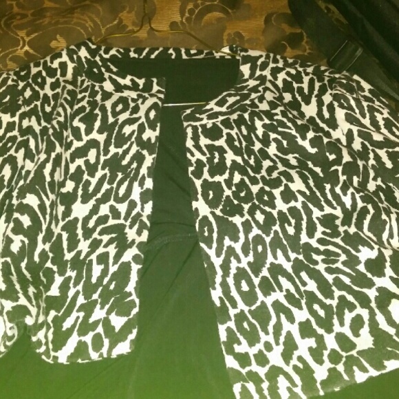 Shirt - Picture 1 of 3