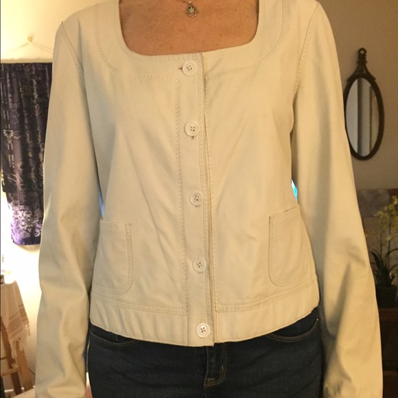 Elie Tahari blazer