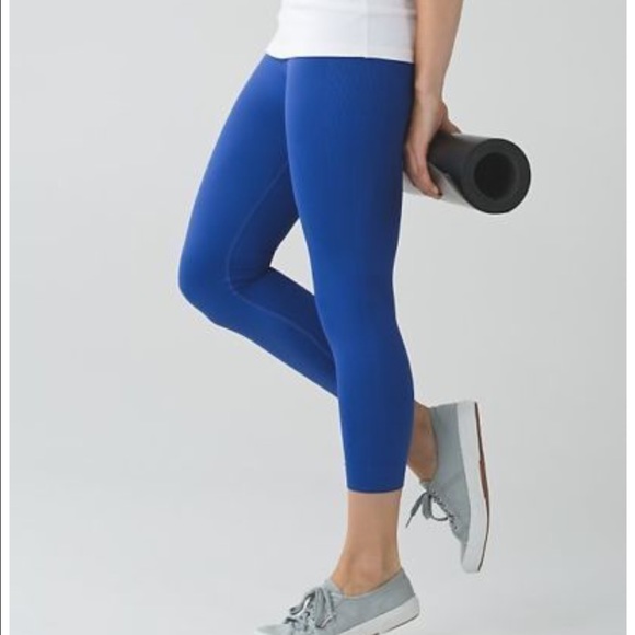 lululemon athletica Pants - NWT Lululemon Zone In Crop