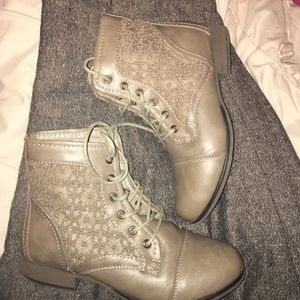 Grey boots