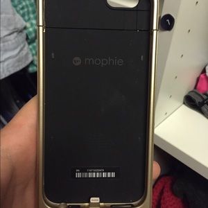 iPhone 6 mophie charge case gold