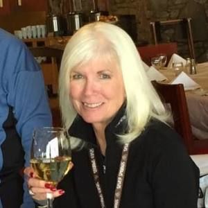 Meet your Posher, Dana