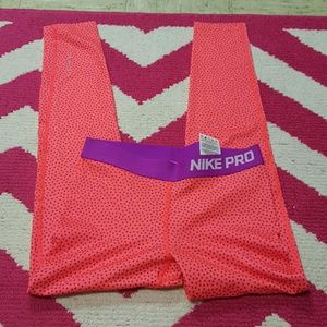 Nike Pro leggings