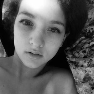 Meet your Posher, Sofí