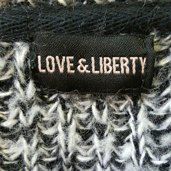 Sweater - Picture 4 of 4