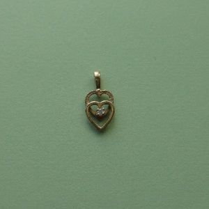 14k gold hearts w/ diamond pendant
