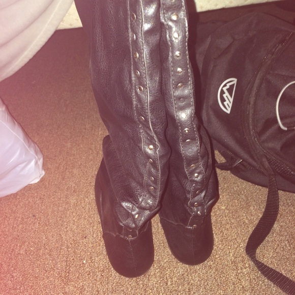 Boots - Picture 2 of 2