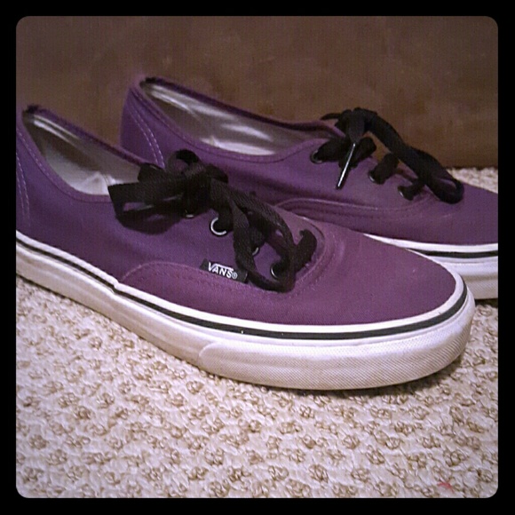 ❤VDAY SALE ❤Purple black and white vans.