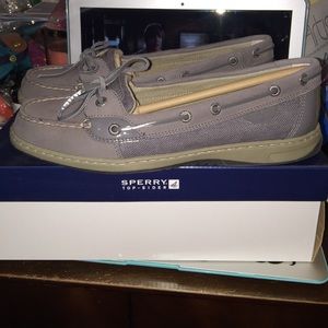 Sperry Top Slider