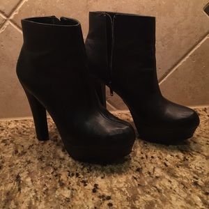 Candies ankle boots