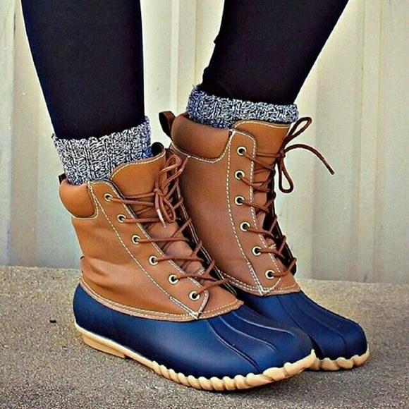 Duck boots