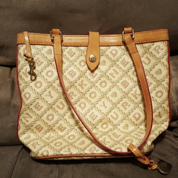 Dooney & Bourke bucket purse