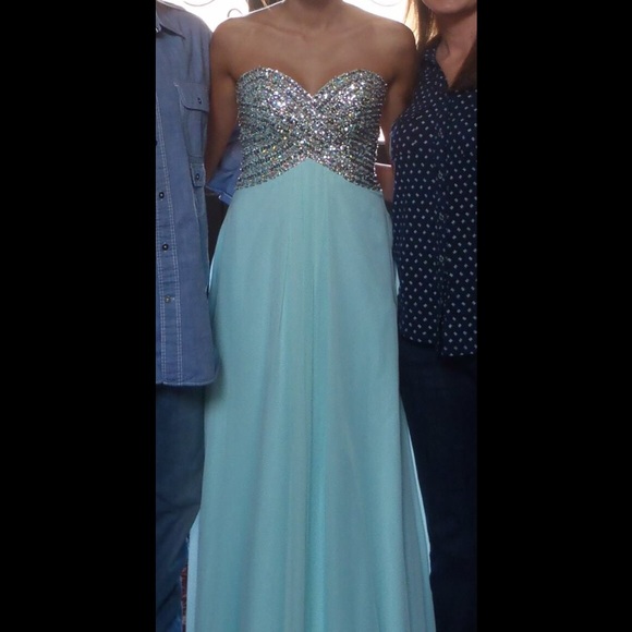 Prom dress