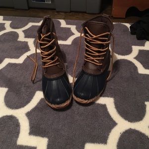 Like New Duck Boots