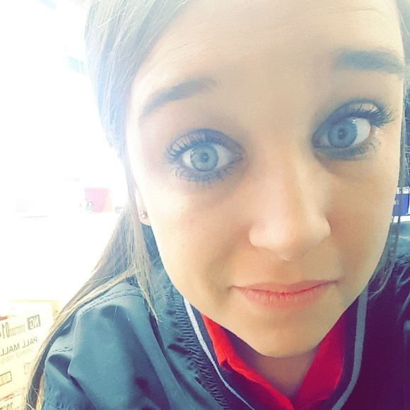 Meet your Posher, Christin