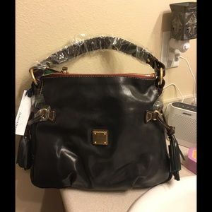 Dooney and bourke black hoho