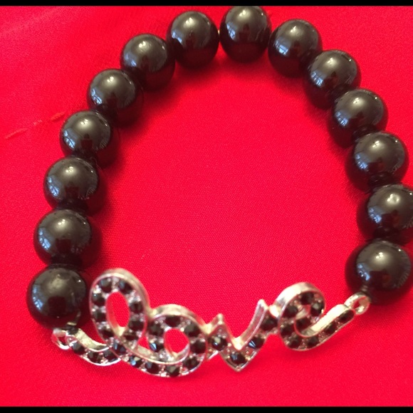 NWOT  LOVE BRACELET