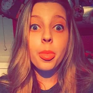 Meet your Posher, Elle