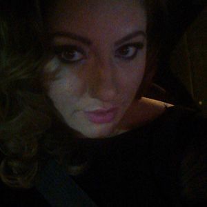 Meet your Posher, Caroline