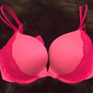 New Victoria's Secret bra 34 D