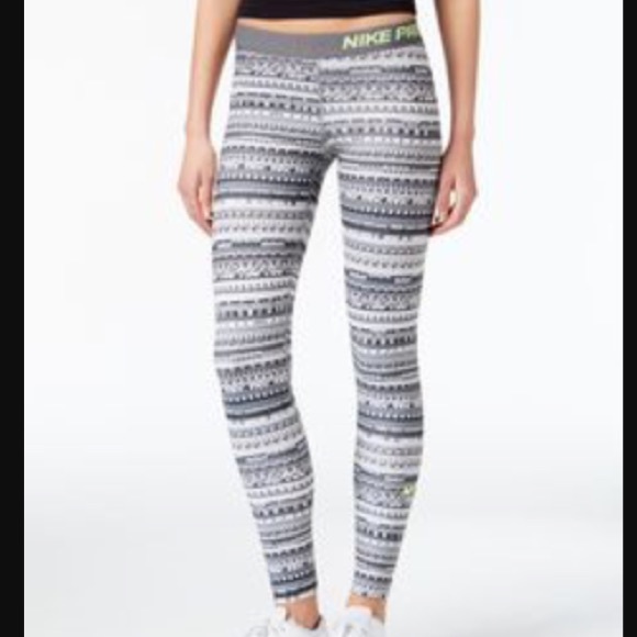 Nike Pants - NIKE PRO dry fit digital gray print leggings