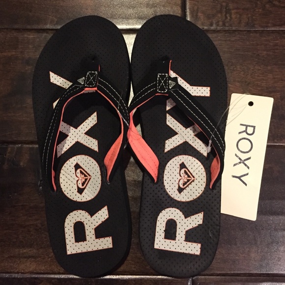 ❤️NWT!!!❤️ Roxy Slippers. - Picture 1 of 3