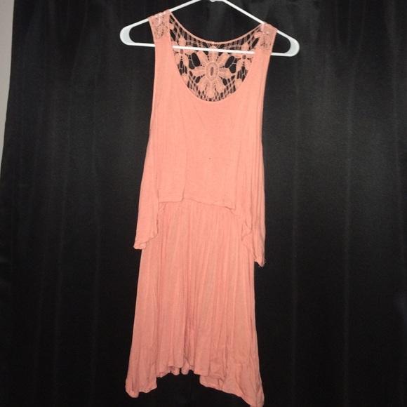Size M Miss Daisy coral dress!
