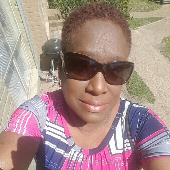 Meet your Posher, Magda - Picture 3 of 4