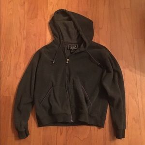 zip up hoddie