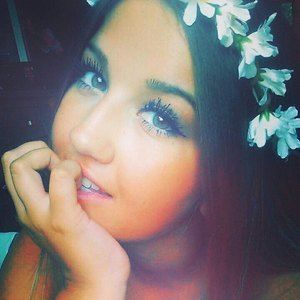 Meet your Posher, Lexi