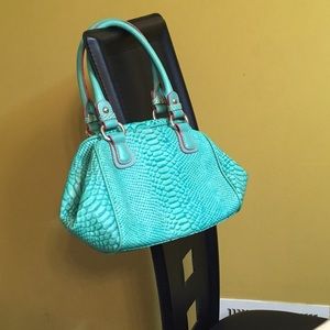 Teal Handbag 🙀💗