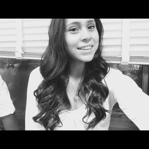 Meet your Posher, Victoria