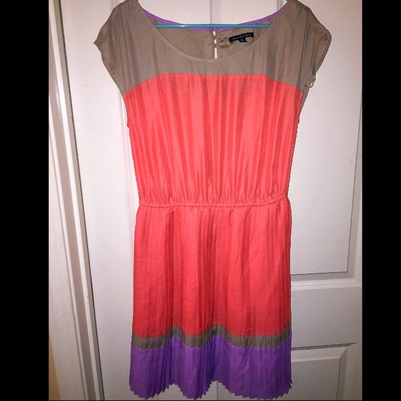 American Eagle Outfitters Dresses & Skirts - American Eagle Aerie pleated dress