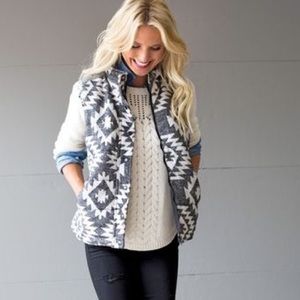 Skies are blue Aztec print vest size S NWT